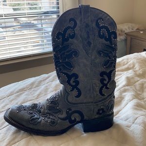Corral Boots size 9 and 1/2 square toe boots!